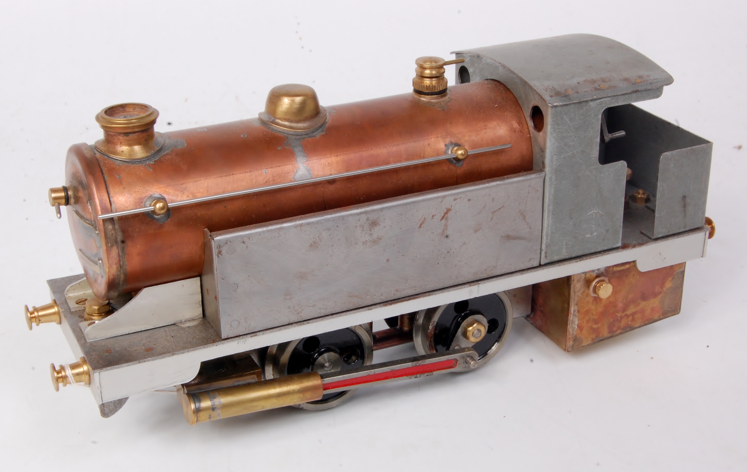Scratch built 0 gauge live steam 040 Bowman style tank