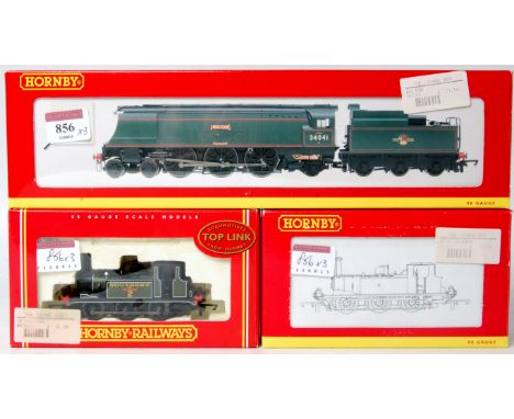 Hornby R2218 West country class engine and tender BR green 34041 'Wilton' with instructions (M-BNM) sold with 2 Terrier class