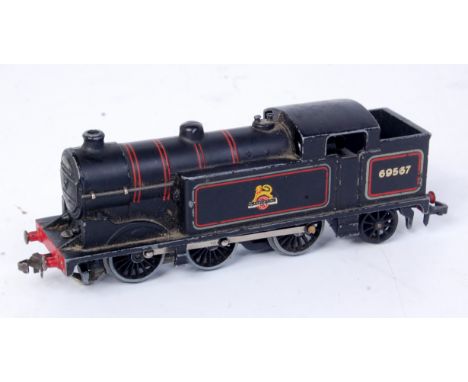A Hornby Dublo EDL17 tank engine, some playwear (FG)