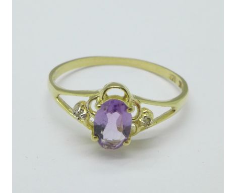 A 9ct gold, amethyst and diamond ring, 0.9g, N