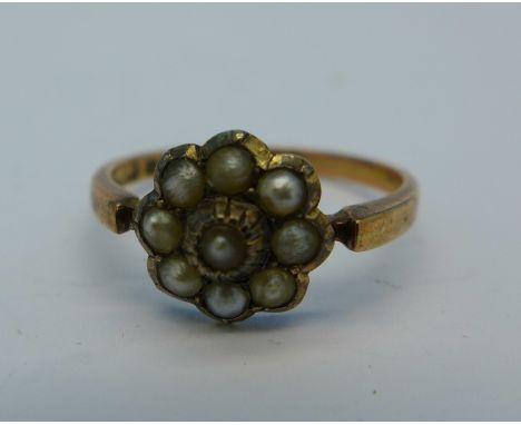 A 9ct gold and pearl ring, 1.6g, L