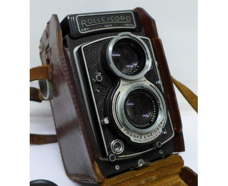 A Rolleicord camera, marked DBP, 1914733, DBGM, Franke & Heidecke