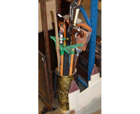 BRASS FINISHED STICK STAND WITH VARIOUS STICKS, SHOOTING STICK ETC     