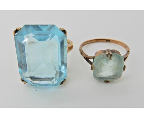 A 9ct gold large blue gem set ring, size M, together with another 9ct blue gem set ring size L1/2, (af) Condition Report: Ava