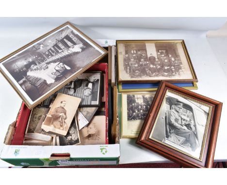 PHOTOGRAPHS, A BOX OF LATE 19TH CENTURY AND WW1 CARTE DE VISITE AND CABINET PHOTOGRAPHS, LATER PHOTOGRAPHS AND POSTCARDS, THE