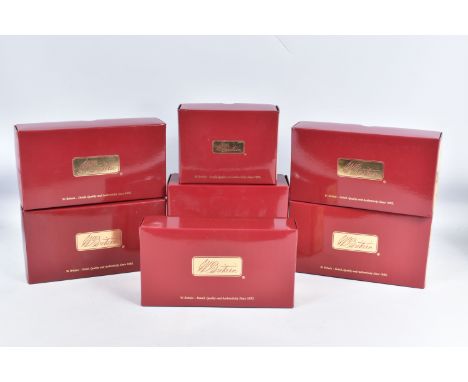 SEVEN BOXED BRITAINS 1ST GEAR NAPOLEONIC WATERLOO HOUGOUMONT FIGHT IN THE COURTYARD FRENCH LIGHT INFANTRY SETS AND FIGURES, n