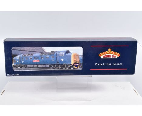 A BOXED OO GAUGE BACHMANN BRANCHLINE MODEL RAILWAY LOCOMOTIVE Class 55 Deltic, no. 55 002 'The Kings Own Yorkshire Light Infa