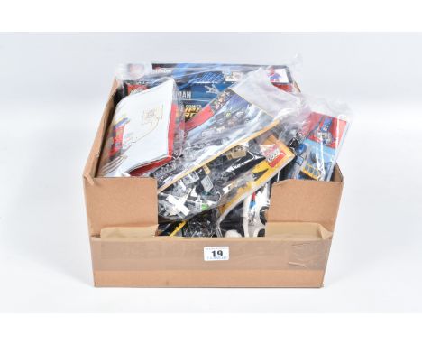 A MIXED SELECTION OF EIGHT SUPERHERO LEGO SETS FROM VARIOUS COLLECTIONS, each individually sealed with some models built, oth