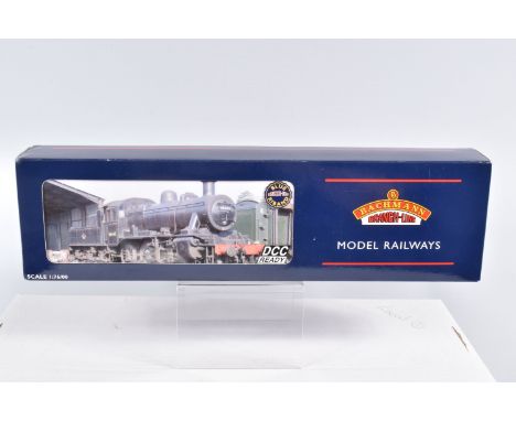 A BOXED OO GAUGE BACHMANN BRANCHLINE MODEL RAILWAY LOCOMOTIVE Ivatt Class 2MT 2-6-0, no. 46521 in BR Lined Green with Late Cr