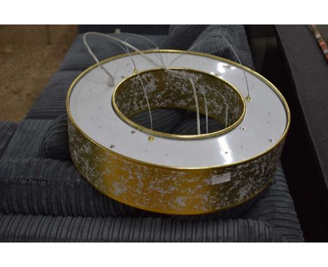 Pendant light fitting