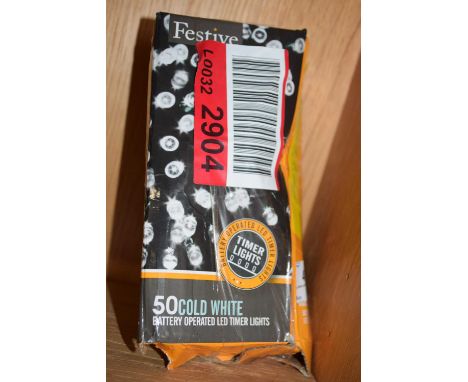 50-string light colour white