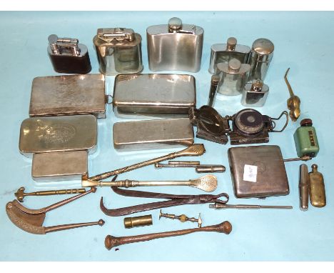 A silver cigarette case, Birmingham 1922, ___3oz, a Karl Wieden plated table lighter, 9.5 x 7.5cm, a Merlin 'Cyclops' table l