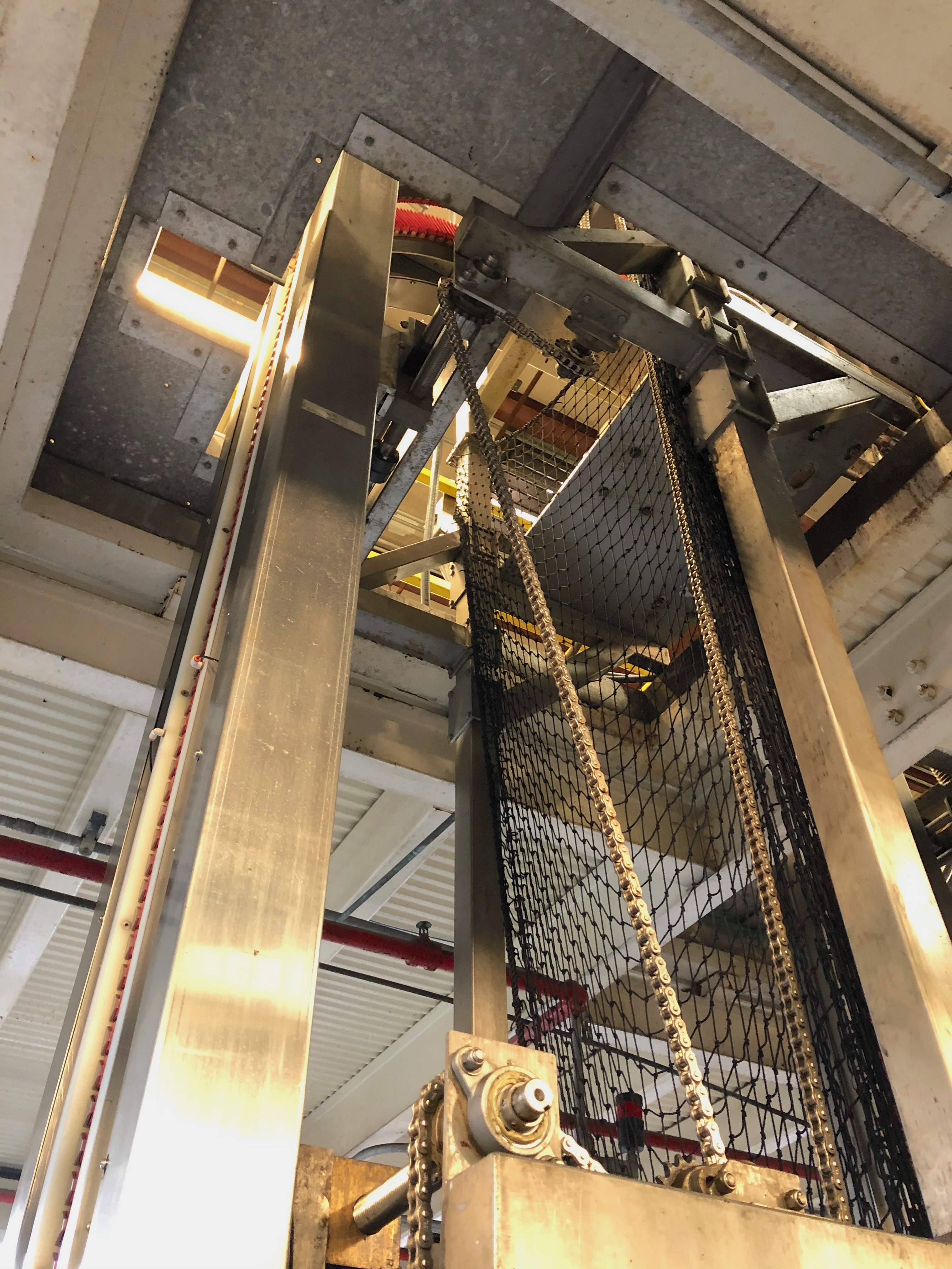 Alliance Stainless Steel Bottle Elevator, Infeed Height at 48 inches