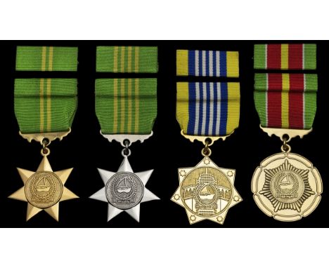 United Arab Emirates, Dubai Police 3rd Series, Order of the Dubai Police (4), 1st Class, gilt; 2nd Class, gilt; 3rd Class, si