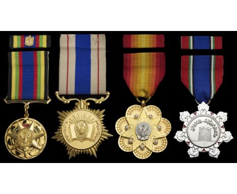 United Arab Emirates, Ministry of Interior, Long and Distinguished Service Medal, 2nd Class, silvered and enamel, with riband
