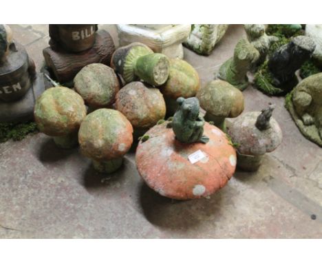 A QUANTITY OF MUSHROOM GARDEN ORNAMENTS 