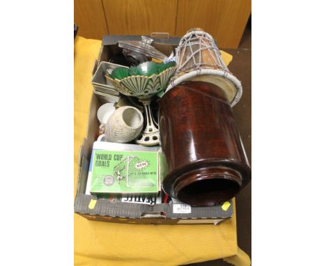 A QUANTITY OF COLLECTABLES TO INCLUDE A SMALL DRUM, SUBBUTEO GOAL, ETC  