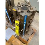 Kurt 6" Clustertower Tombstone Vise