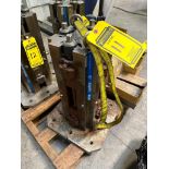 Kurt 6" Clustertower Tombstone Vise
