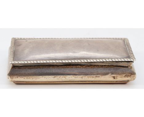 A rectangular silver trinket box, Chester 1898, with later velvet, 10 x 4.5 x 2cm, 60gm