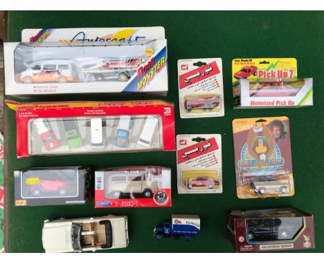 Lot containing boxed diecast toy vehicles, mixed brands, including Road Legends Ford F-150 Pickup, Sunsport Ford Mustang, Nex