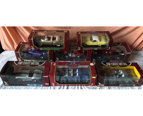 Diecast Road Legends x 8 cars, mostly 1:18 scale to include 1964 Shelby Cobra 92058, Chevrolet Impala 1959 No. 92118, Cadilla