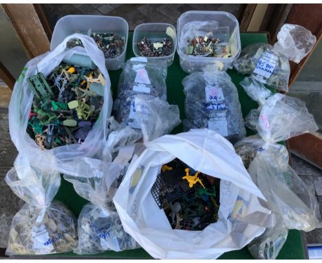 Box containing large collection of plastic army men predominantly from WW2 including Desert Rats, German Frontline and Snow T