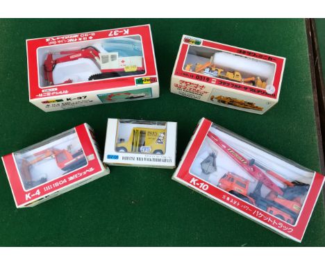 5 x Diapet diecast models to include 01723 K-10 Mitsubishi Fuso Power Bucket Truck, 01482 K-37 S-90 Oil Pressure Shovel, 2300