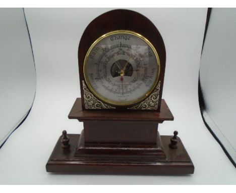 Mantle barometer in wooden case