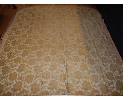 Machine tapestry floral bed cover 