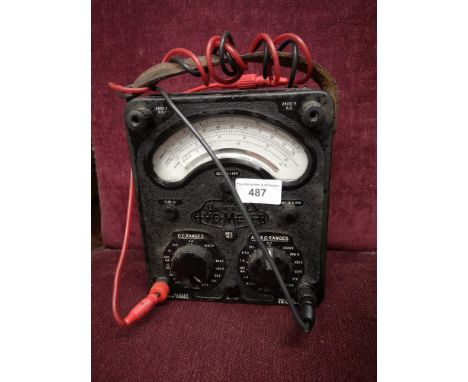 Vintage universal ivometer with accessories. 