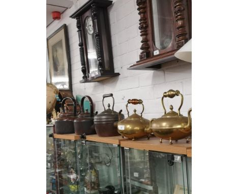Collection of vintage tea pots to include brass with Amber handle. 
