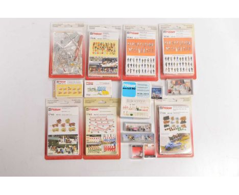 Preiser HO Gauge unopened Figure packs and scenic items (16), 17103 Hand Carts, 16350  Police in Action,17182 Lane Control Ac