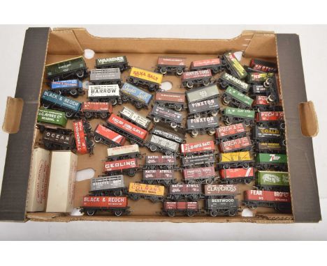 Hornby Mainline Lima and other  00 gauge Private Owner Open wagons  (61), including Hornby R010 Pugh Coal (6 two in original 
