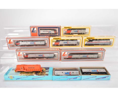 Lima Bachmann Athearn H0 gauge US locomotives Amtrak livery in original boxes (10), comprising Lima 209605 single ended locom