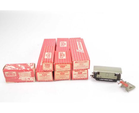 Hornby-Dublo 00 Gauge 2-Rail Super Detail Stove Passenger Van and WR Coaches and various wagons and Accessories (7), 4076 BR 