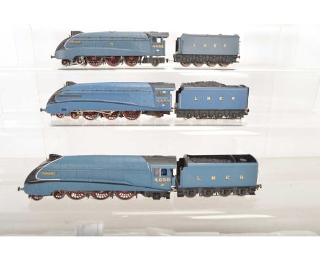 Hornby Bachmann  00 gauge Steam Locomotives and tenders in LNER Garter blue liveries (3), comprising A4 class 4-6-2 Streamlin