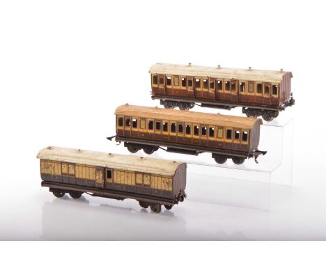 Marklin 0 Gauge group of LNWR Passenger coaches (3), 1st/3rd No.1153, both with altered couplings and a full brake coach, F, 