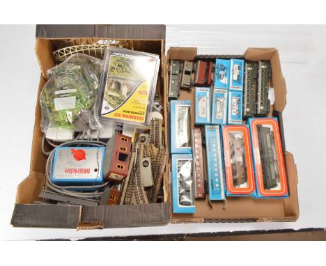 Marklin Locomotives rolling stock track and accessories H0 gauge (qty in 2 boxes), comprising in original boxes  Marklin 3057