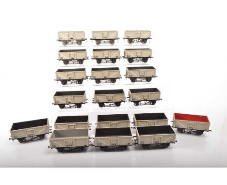 Lima  0 gauge 16 ton mineral wagons (20), comprising the standard Lima 16 ton grey mineral wagon, good variety of different n