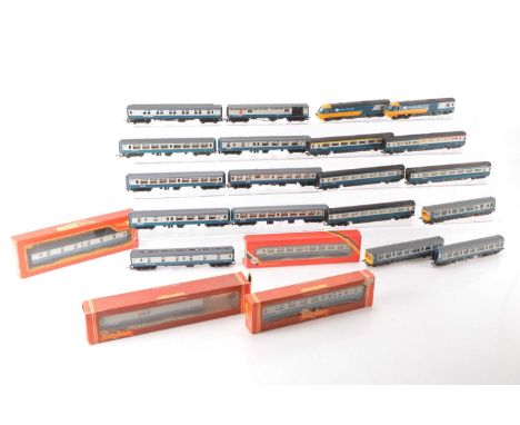 Hornby 00 gauge HST Inter City Locomotive with Multiple unit and coaches all in BR blue/ivory liveries  (23), comprising Horn