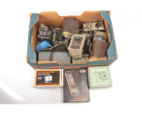 Gaugemaster Hammant and other controllers and transformers (14), comprising Gaugemaster Model 10 (2), Model 100 in box , Hamm