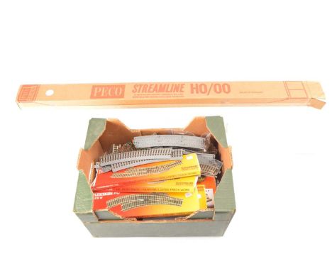 Fleischmann Peco 00/H0 gauge track (132), comprising Peco flexible yard-length  tracks in original box (24), Fleischmann poin
