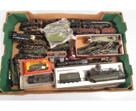 Tri-ang Hornby and other Locomotives and rolling stock 00 gauge (17), comprising Tri-ang Princess class 4-6-2 Locomotives and