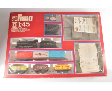 Lima  O gauge Steam Locomotive freight set   (1), in original box Lima set 0207 with Class 4F 0-6-0 Locomotive and tender LMS