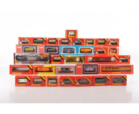 Hornby Bachmann Lima Airfix 00 gauge  wagons in original boxes (32), comprising Bachmann 33528 three tankers set, Wrenn W4652