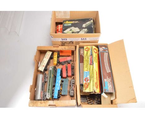Lima  O gauge Locomotives wagons and track (qty in 3 boxes), comprising Lima Class 33 Diesel locomotive BR green D6506, freel