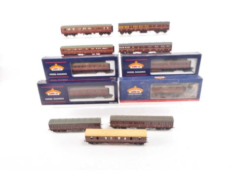 Bachmann and Dapol 00 Gauge boxed and unboxed LMS crimson Corridor Suburban Coaches some with modifications and Ratio Kitbuil