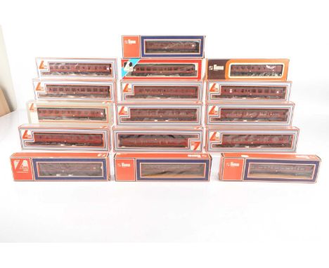 Lima 00 gauge Mark 1 coaches in BR maroon liveries and original boxes (16), comprising 2nd class (6), Composites (4), Brake 2