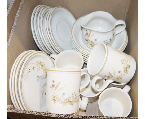 Extensive M&amp;S Harvest 1418 pattern tea and dinner service (3 boxes)&nbsp;